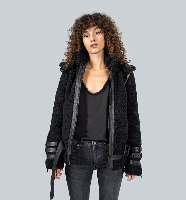 CRONE SNOWIN Jacke Damen – Schwarz, Vorderansicht