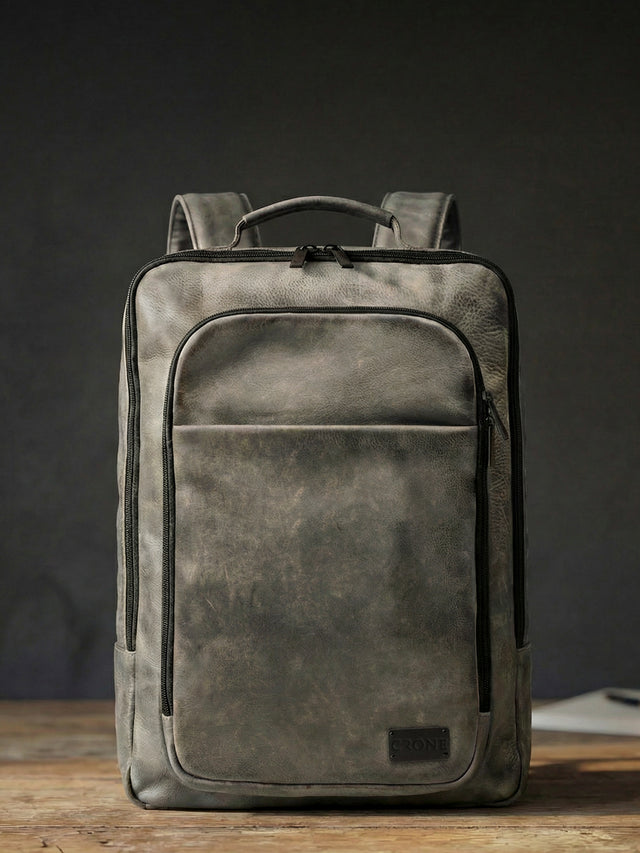 CRONE TOKYO Lederrucksack – Vintage Elephant Grey, Detailansicht